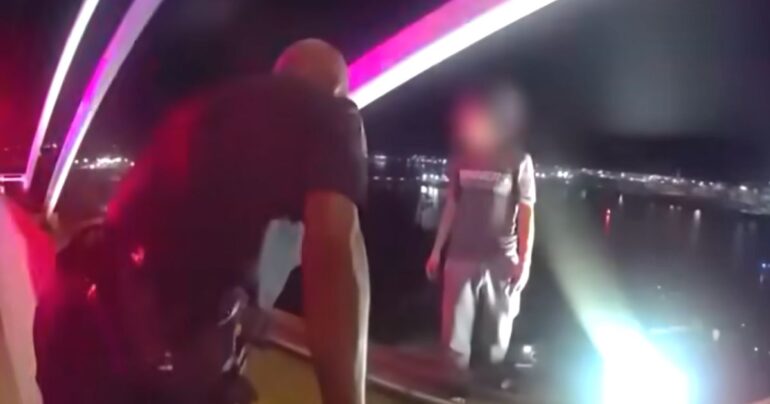 officer-prays-over-suicidal-man