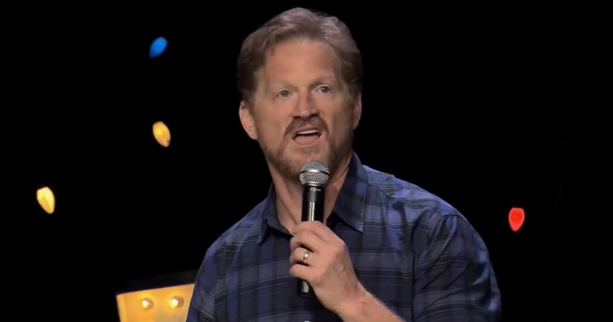 Tim Hawkins men and women text differently
