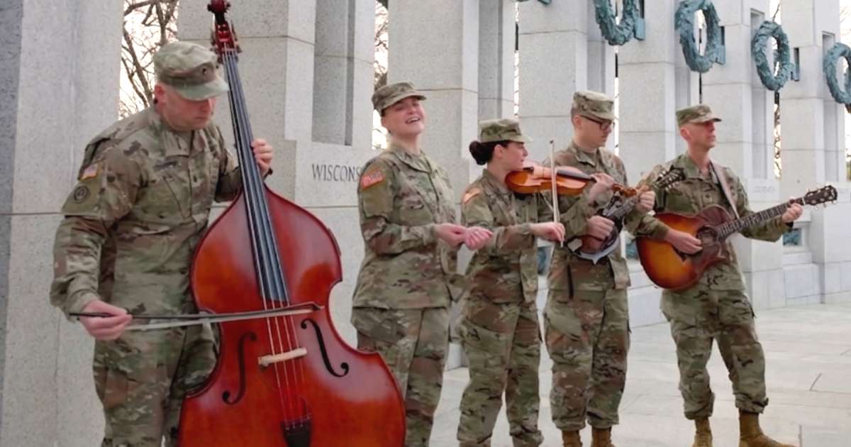 six string soldiers amazing grace