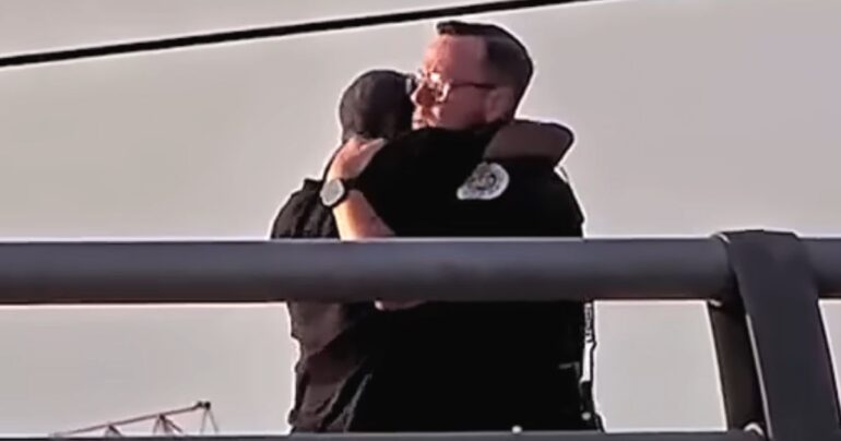 officer stops suicidal man from jumping off nashville bridge